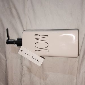 Rae Dunn soap dispenser